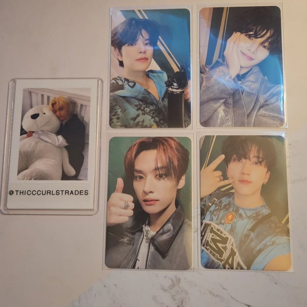 StrayKids Photocards
